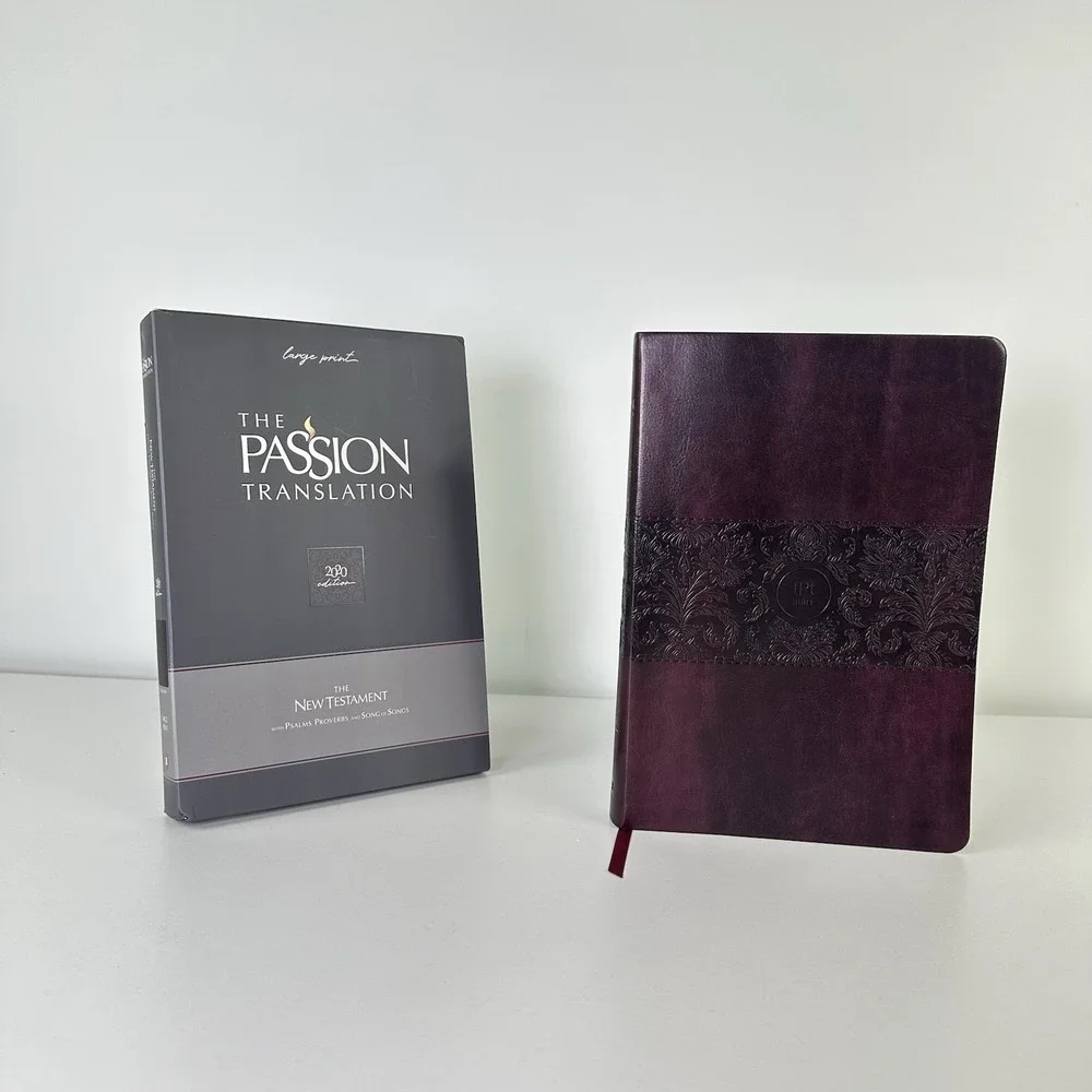 The Passion‎ Translation New Testament 2020 Edition Faux Leather Large Print